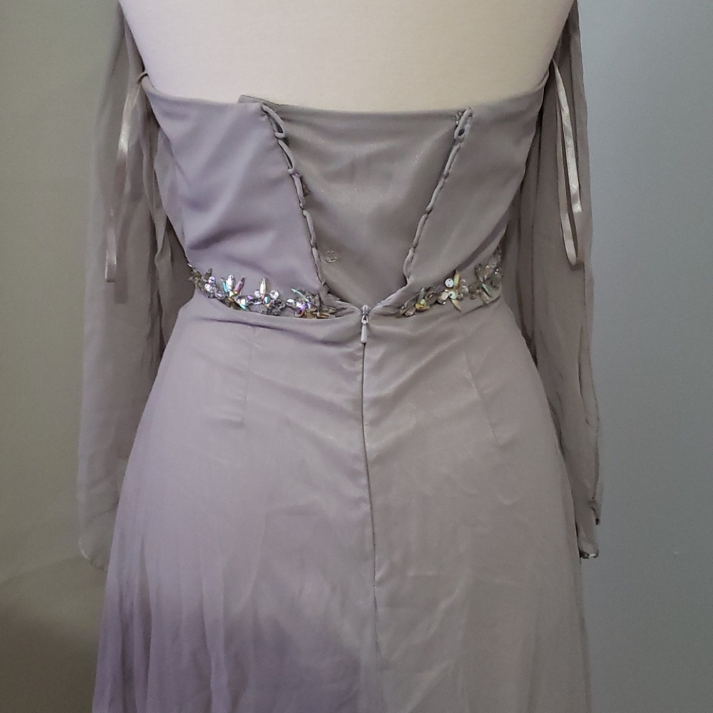 Dress - Picture 3 of 4